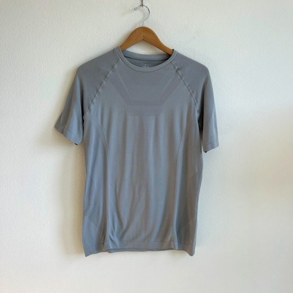 ALO Yoga Other - Alo Yoga Mens Mesh Short Sleeve Workout Top Grey Size Medium